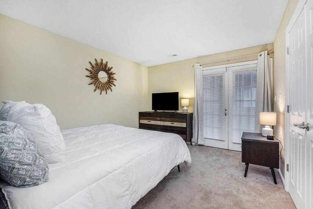 Charming With Wi-fi Apartamento Charlotte